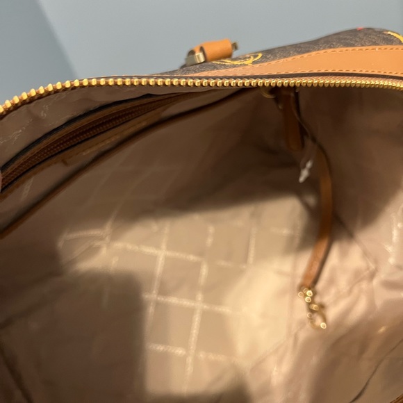 Michael Kors canvas and leather handbag - Picture 4 of 7